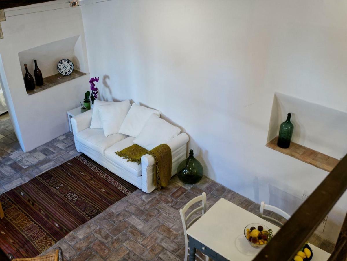 L'Arrocco - La Torre Col Mare Sul Tetto Apartment ตาร์กวิเนีย ภายนอก รูปภาพ