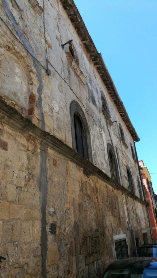 L'Arrocco - La Torre Col Mare Sul Tetto Apartment ตาร์กวิเนีย ภายนอก รูปภาพ